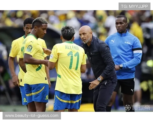 成为超级球星：冠军足球2的璀璨征程